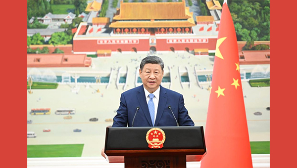 Xi receives credentials of new ambassadors to China