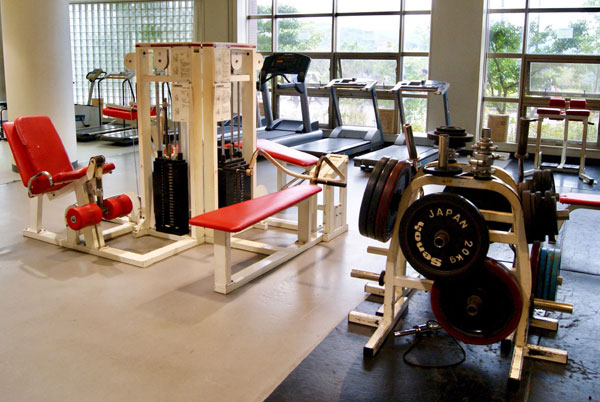 ON CAMPUS GYMNASIUM AND SPORTS FACILITIES