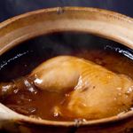 부드러운 닭의 토기 안카케 밥