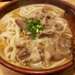 GOEN - 牛肉うどん820円！