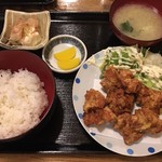 En Ekimaehonchoten - 唐揚げ定食 ドリンク付 680円
                        