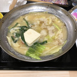 ごはん屋 一ノ剱 - 炙りモツ鍋(食前)
