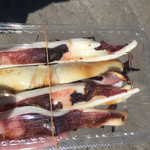 Kikutani Shoten - ¥500一人で一パック食べると結構お腹いっぱいになります。箸はなく、楊枝で頂きます
