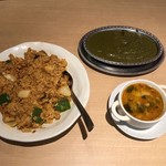 スパイス王国 - チキンビリヤニとマトンサグ大辛