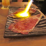 Kyushu Tamashii Nishikubunji Ten - 肉寿司/九州産和牛ロース炙り