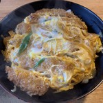 Itsuseki - カツ丼のアップ！(2019年10月)