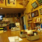 Pia Cafe 168 - 
