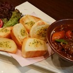 黒毛和牛すじデミシチュー
