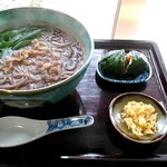Mehari Honpo Sangenjaya Hirorikian - にく蕎麦 税込1100円と辛口赤めはり 税込220円