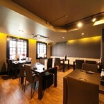 中華居酒屋 彩 - 全体客席