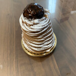 Patisserie Jouir - プレミアムモンブラン　648円（税込）