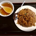 横浜飯店 - 四川風牛肉辛ﾁｬｰﾊﾝ