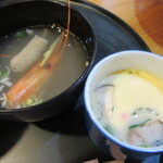 Benkei Zushi - セットの茶碗蒸しとお吸い物