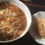 Chinese Remon Tei - 横浜サンマー麺とミニチャーハンセット
                      ¥830外税