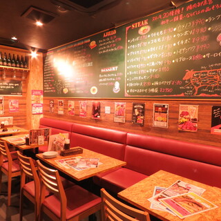 店内広々54席御座います