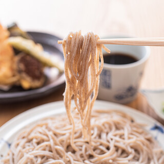 "Experience the World of Japanese Cuisine 'Kamiya' Crafted by Masataka Kamiya."