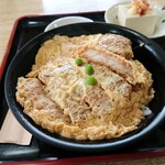 そば処新更科白山浦店 - カツ丼