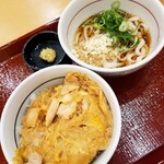 なか卯 - 親子丼ミニ/冷やしうどん小セット 500円