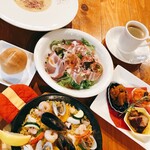 コシーナ シエスタ - パエリアランチ＊金土日のみ