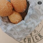 Kara-age Chick - チーズボール…572円