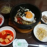 Korean Shokudo Kaori Onnine - 海鮮石焼ビビンバ¥970-