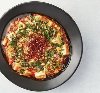 h Mabo Dofu TOKYO Kanda Honten - 「スーラー麻婆豆腐」ニンニクとたまごの酸っぱ辛い麻婆豆腐。クセになります。