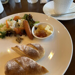 Momiji Cafe - 