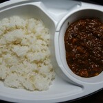Kamekichi Yorimichi - ●お持ち帰りカレー●豆と挽き肉のスパイシーキーマカレー　税込500円。前もってご予約いただくとお渡しがスムーズです。（電話　022-707-4068　かめきちよりみち)