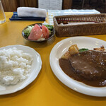 レストランピッコロ - 料理写真:ハンバーグインディアン
