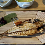 ふたりとわに 縁 - 鰺の干物と鯖