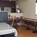 Appear - 店内