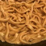 横浜家系ラーメン 喜夢家 - 麺アップ