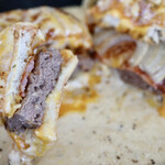 ゴリバーガー - フォークで食べます