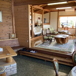 芳心 - こちらは屋内のふんいき。いろんな形でくつろげますよ！