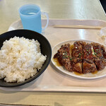 Hana San Shokudo Kukodori Ten - ご飯（大）と大判チキン竜田　合わせて540円