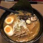 Ramen Toguchi Nishimachiten - 木耳と生姜がアクセント