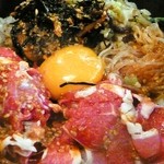 Hatano - カルビ丼「あっぷ図」