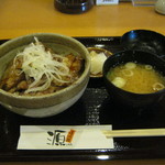 Sumiyaki Buta-don Gen - 上バラ豚丼です。