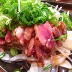 焼鳥専門店 とりけん - モモ肉のタタキ