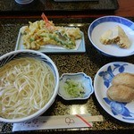 Hisago Zushi - ゆうべつ温泉水塩うどん