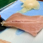 江戸銀寿司 - 脂ののったすっきりとしたマグロでした。