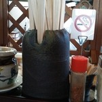 Teuchi Chuka Soba Nagomiya - 調味料類。