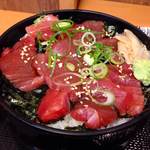 Misaki Ichiba Daisu Ten - まぐろたっぷり丼　ご飯大盛　味噌汁セット　890円