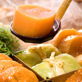 The title "名物みそおでん" translates to "Famous Miso Oden."