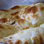 ロイヤルインドレストラン - 焼きたてナンはふっくら・カリカリ・サクサク色々食感！