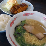 博多ドラゴンラーメン - とんこつカツセット780円