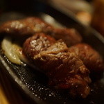 カラクリブタイ - ジャージー牛炙り