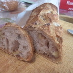 Panya a la Bonne Miche - くるみのバゲット