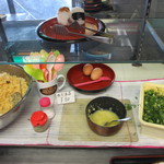 うどんや - 薬味コーナー。