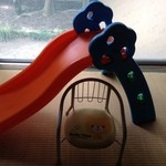 カフェ ピルツ - すべり台、お子様用椅子